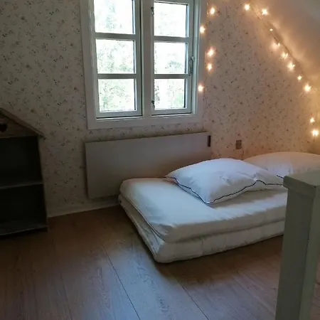 Holiday home Skovhuset
